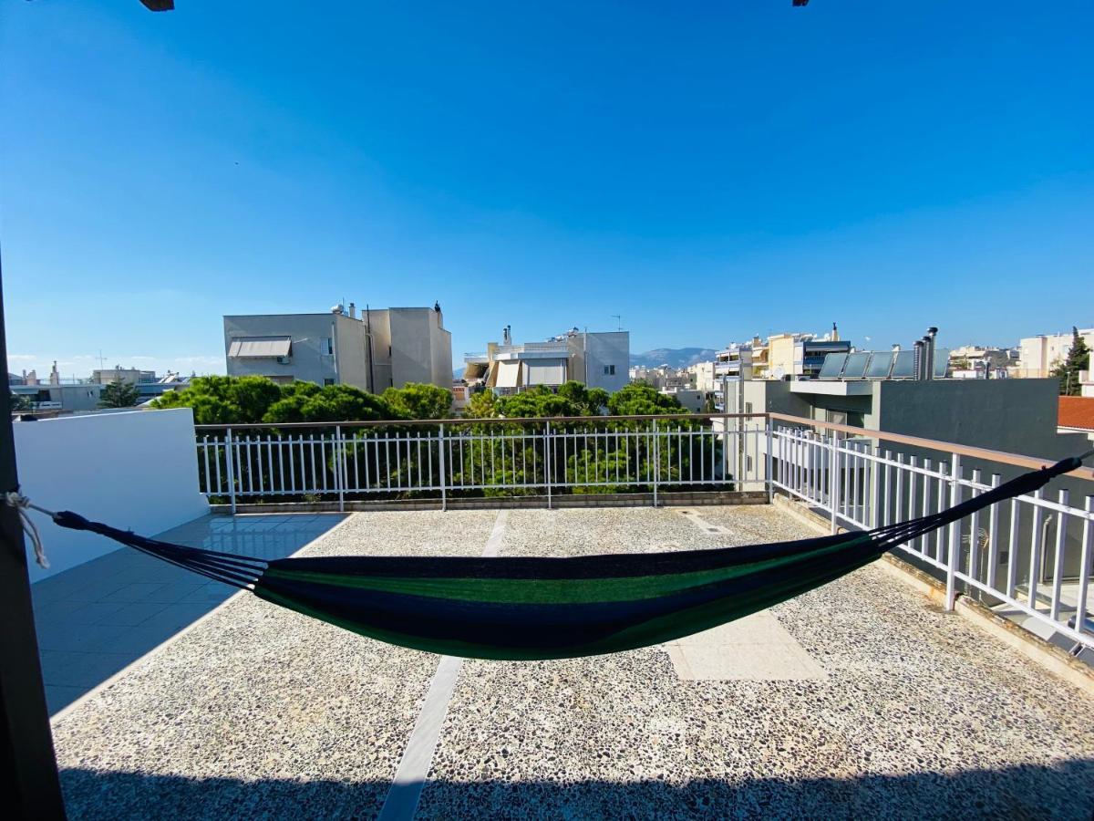 地铁站旁,免费停车位,距机场15分钟车程,独享80平米露台和美景,星空帐篷,舒适淋浴,宽敞3间房3张双人床公寓 Athens Exterior photo